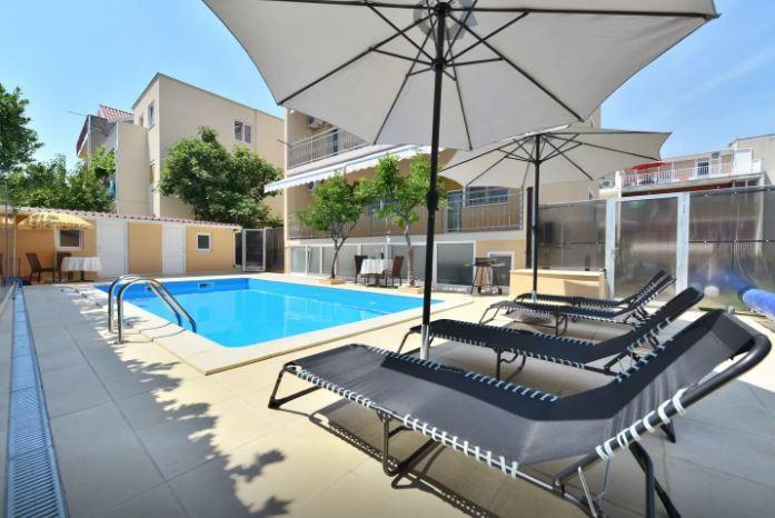 Mikuljan Apartments Stobreč Екстериор снимка