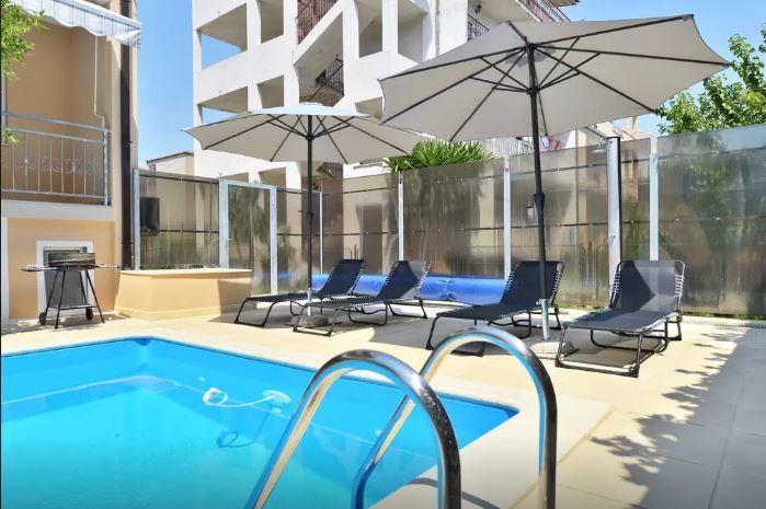 Mikuljan Apartments Stobreč Екстериор снимка