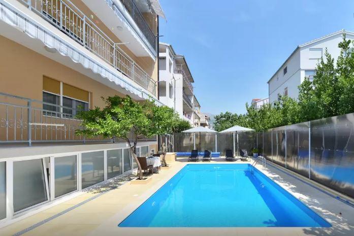 Mikuljan Apartments Stobreč Екстериор снимка